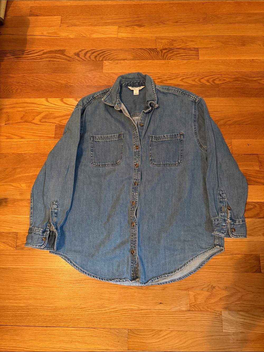 Old Navy Medium Blue Denim Button-Down Shirt - Women's boyfriend shirt